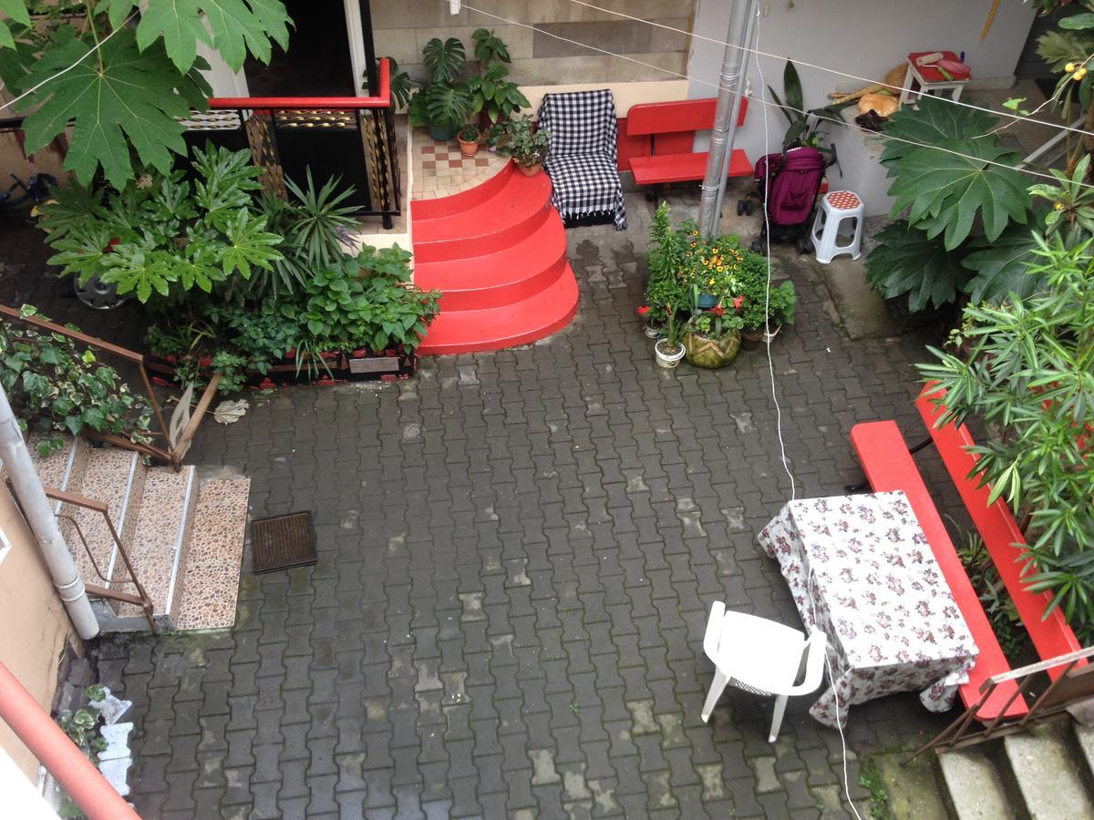 Apartment On Melashvili 24 Batumi Eksteriør billede